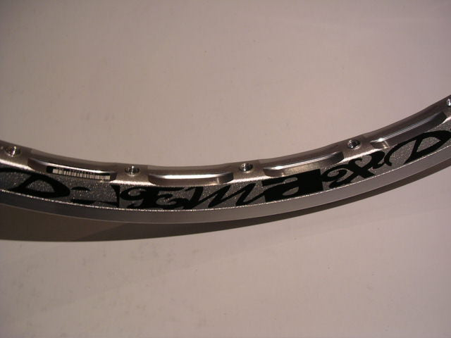 RIM DEEMAX 09 FRONT